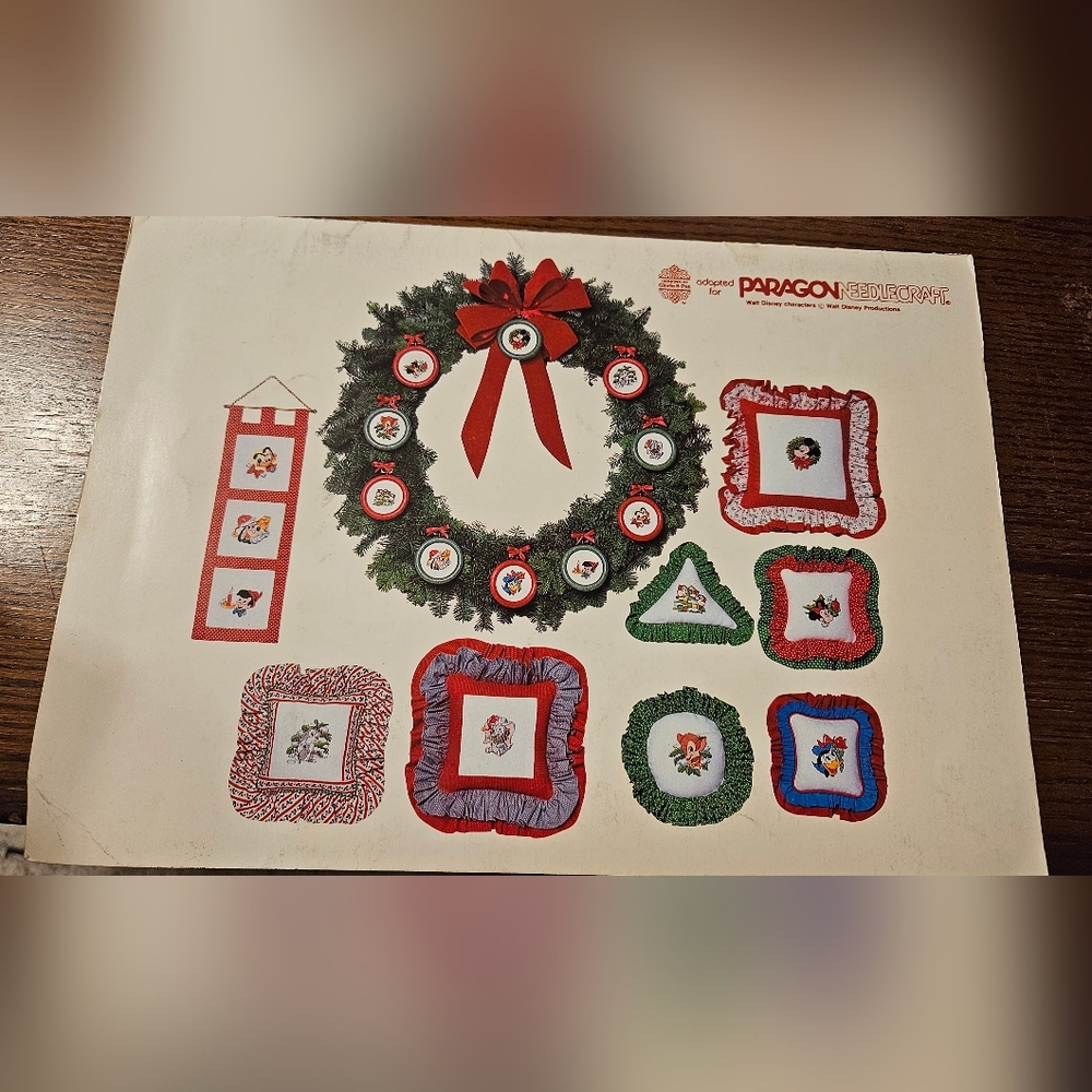 Walt Disney Characters Christmas Counted Cross Stitch Leaflet Paragon - Picture 5 of 6
